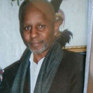 Meet your Posher, Bruce